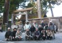 伊勢神宮外宮前で全員記念写真