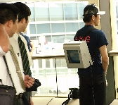 ���q�ɔw�������Ă����̂��H